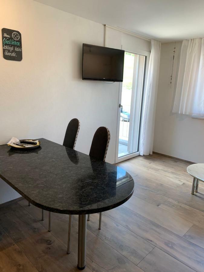 Haus Baracca Apartment Vella ภายนอก รูปภาพ