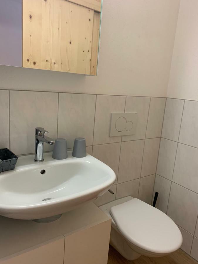 Haus Baracca Apartment Vella ภายนอก รูปภาพ