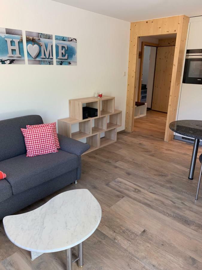 Haus Baracca Apartment Vella ภายนอก รูปภาพ