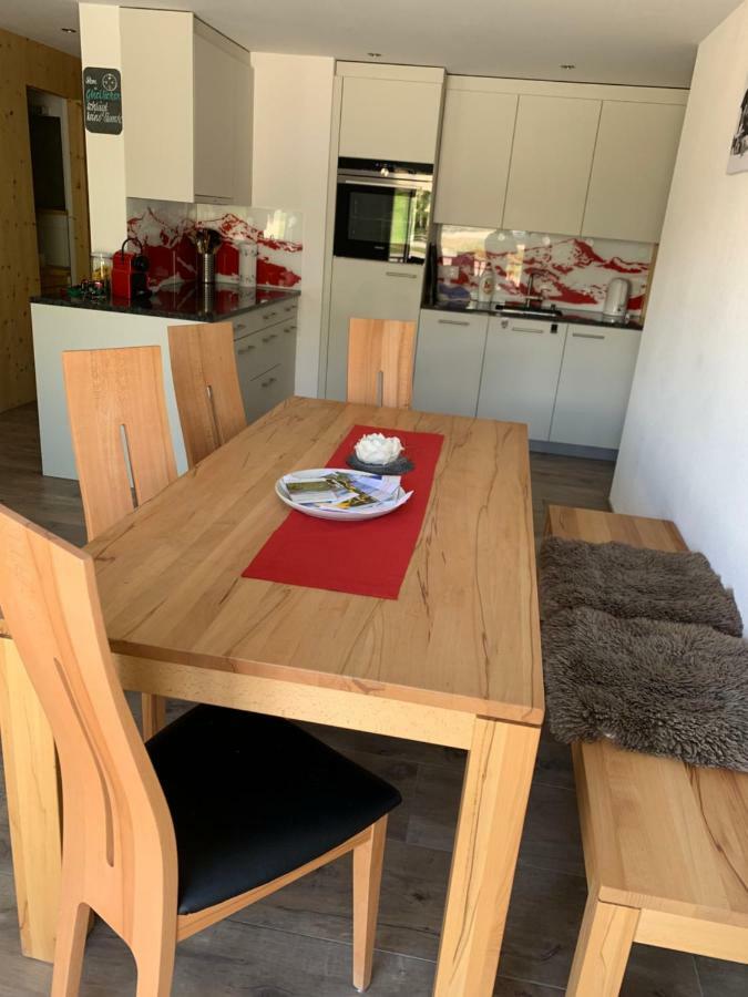 Haus Baracca Apartment Vella ภายนอก รูปภาพ